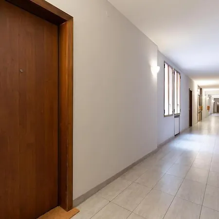Apartamento Downtown Nest In Piazza Garibaldi