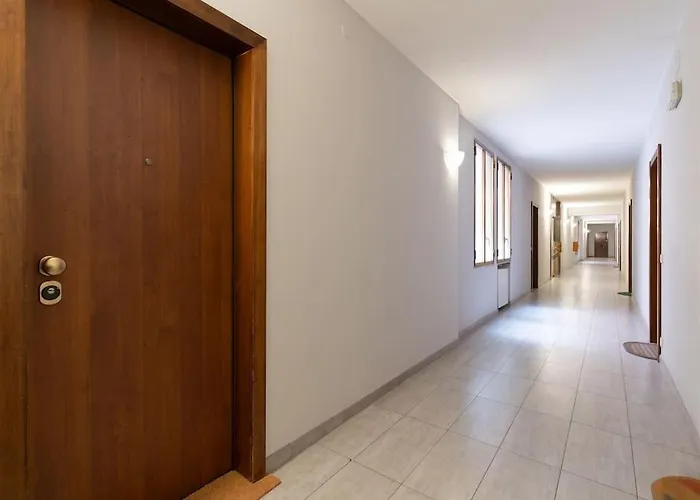 Apartamento Enjoy - Downtown Nest In Piazza Garibaldi